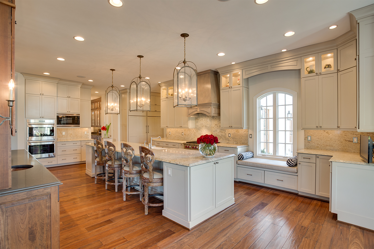 custom build kitchen by carrhomes custom home builder in Loudoun County